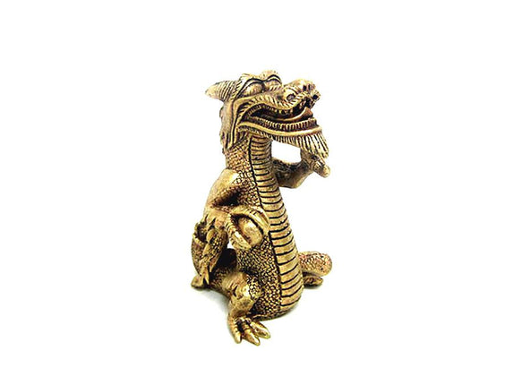 Décor dragon, or
