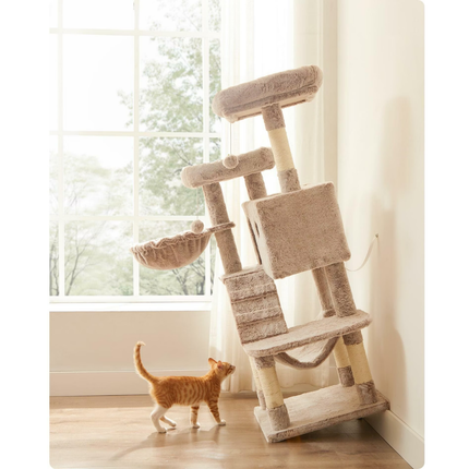 Katzenbaum mit weichem Bezug