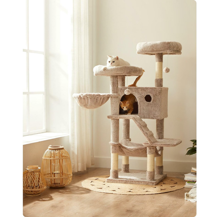 Katzenbaum mit weichem Bezug
